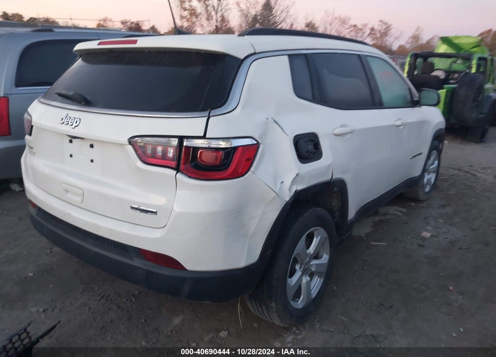 2019 JEEP COMPASS LATITUDE FWD VIN: 3C4NJCBB2KT640140