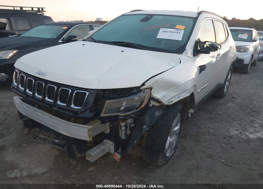 2019 JEEP COMPASS LATITUDE FWD VIN: 3C4NJCBB2KT640140