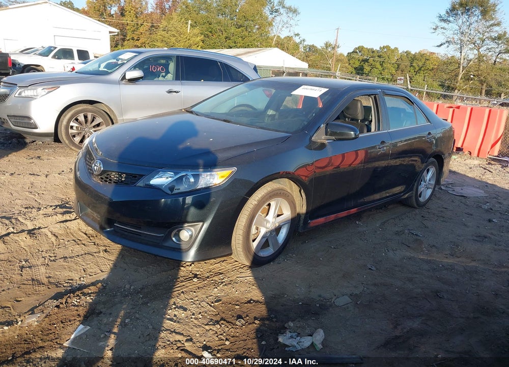 2014 TOYOTA CAMRY SE VIN: 4T1BF1FK8EU750831