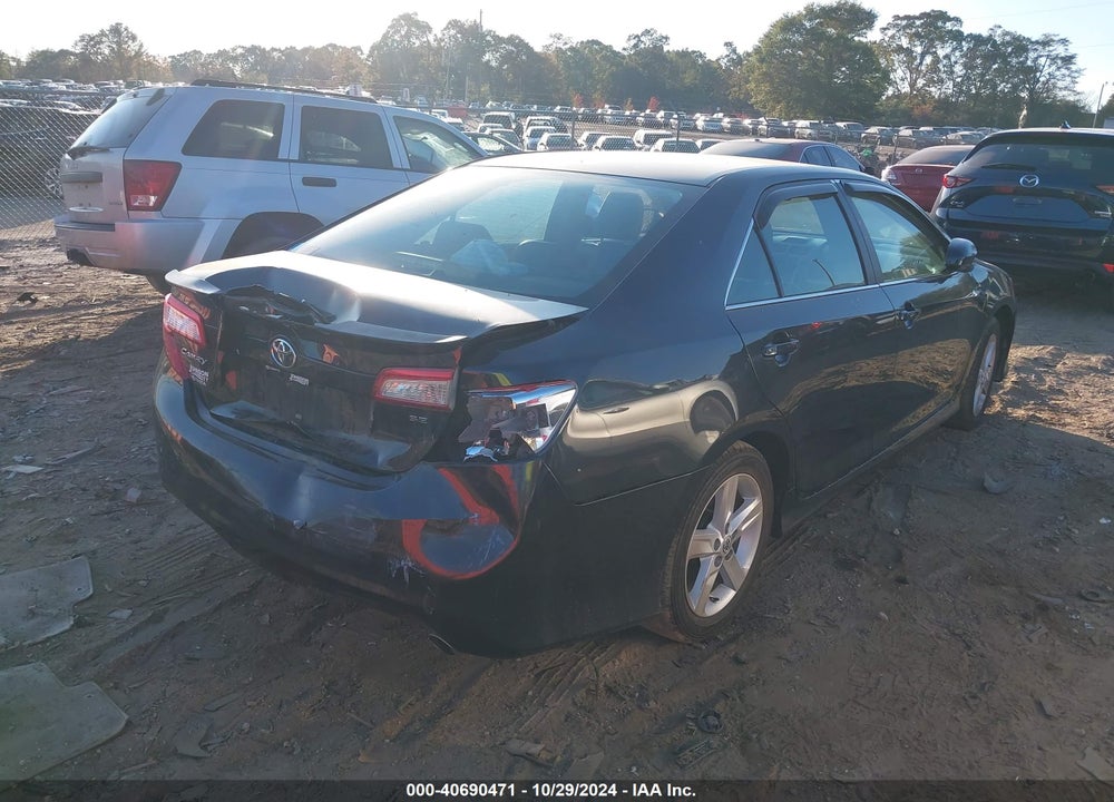 2014 TOYOTA CAMRY SE VIN: 4T1BF1FK8EU750831