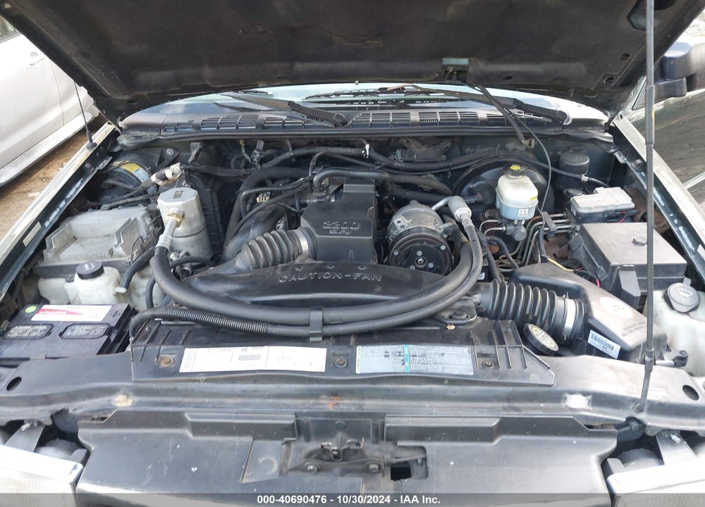 2002 CHEVROLET S-10 VIN: 1GCCS145128141666