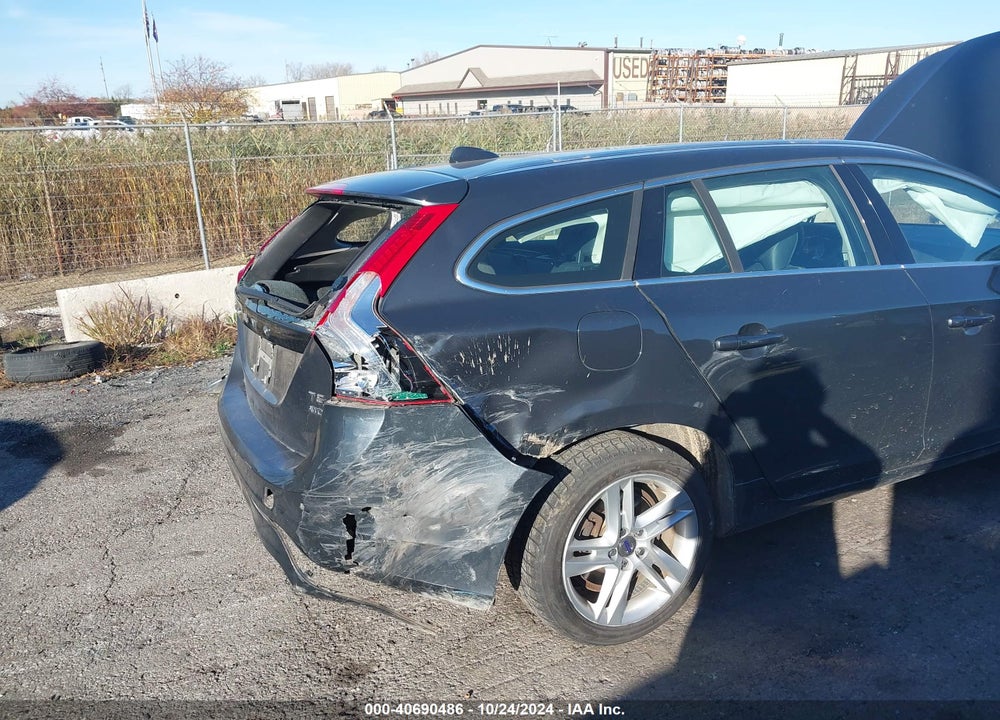 2015 VOLVO V60 T5 PREMIER VIN: YV1612SK2F1217967