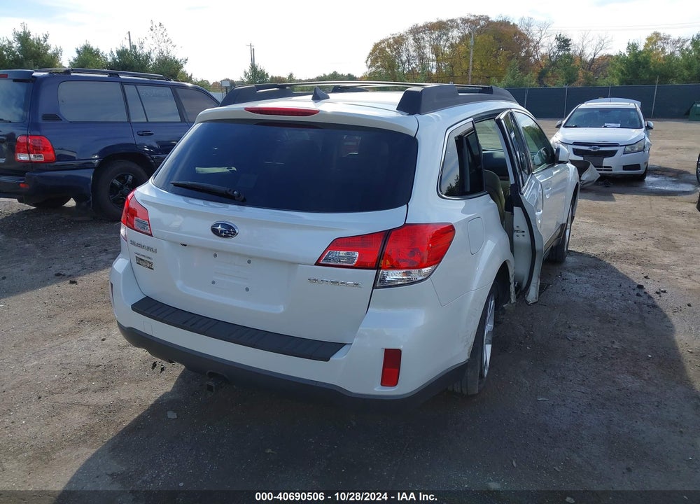 2014 SUBARU OUTBACK 2.5I LIMITED VIN: 4S4BRCNC8E3265799