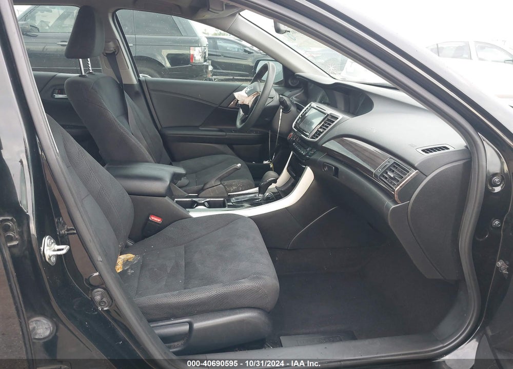 2017 HONDA ACCORD EX VIN: 1HGCR2F77HA240270