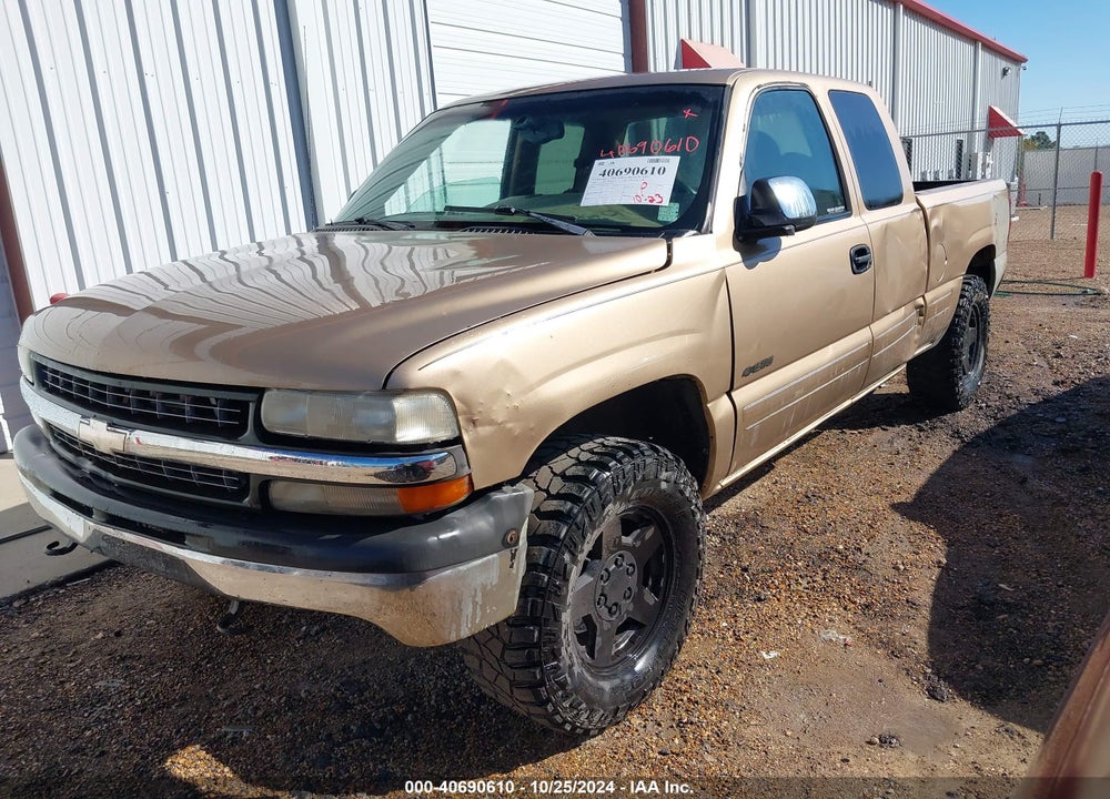 2000 CHEVROLET SILVERADO 1500 LS VIN: 1GCEK19T7YE119570