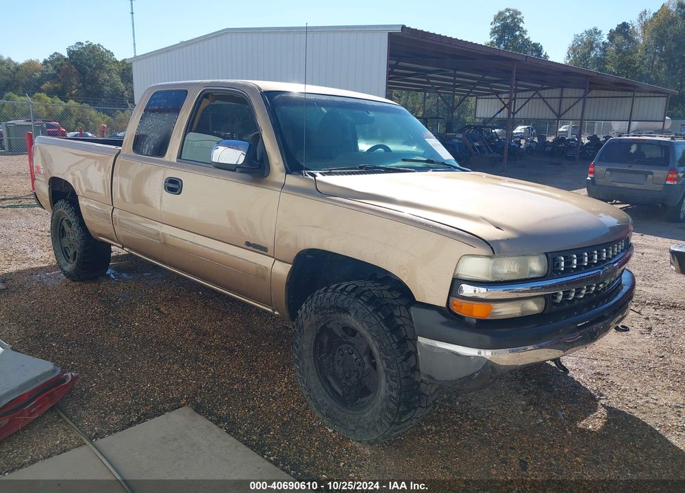 2000 CHEVROLET SILVERADO 1500 LS VIN: 1GCEK19T7YE119570
