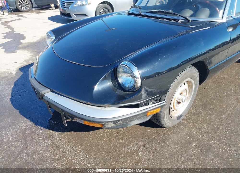 1985 ALFA ROMEO VELOCE 2000 SPIDER VIN: ZARBA5U1XF1023123