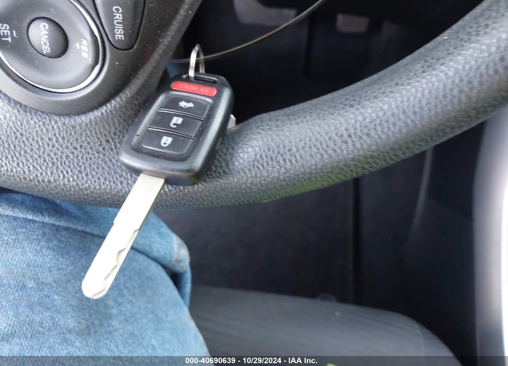 2015 HONDA ACCORD LX VIN: 1HGCR2F30FA195392