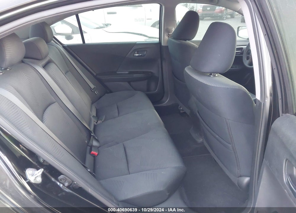 2015 HONDA ACCORD LX VIN: 1HGCR2F30FA195392