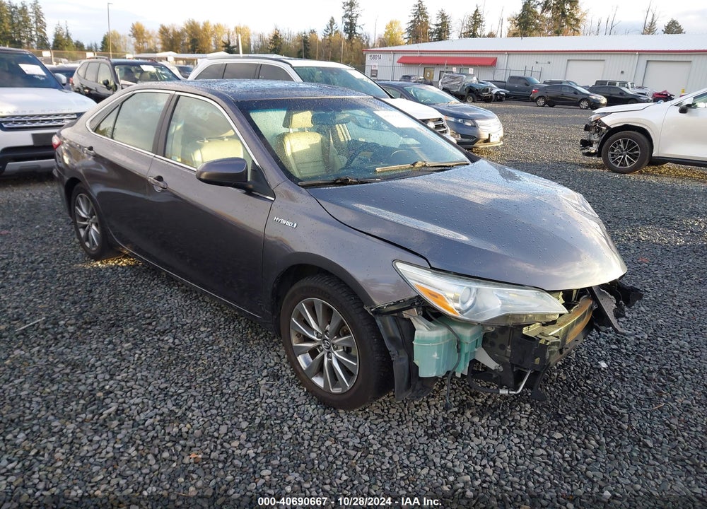 2015 TOYOTA CAMRY HYBRID XLE VIN: 4T1BD1FK1FU147887
