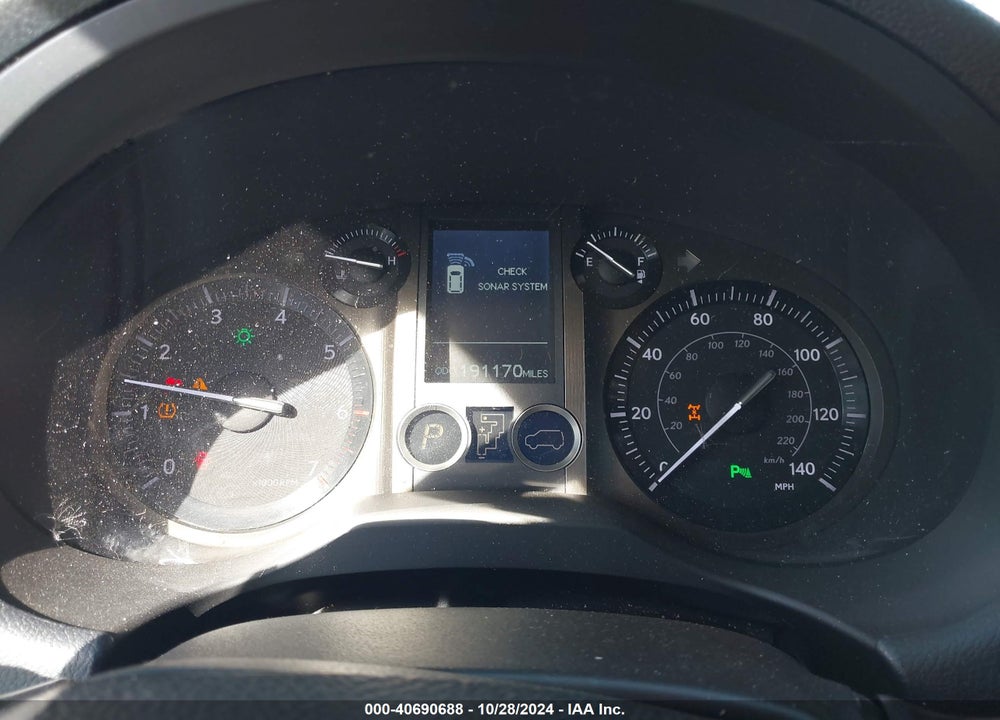 2010 LEXUS 460 VIN: JTJBM7FX4A5015581