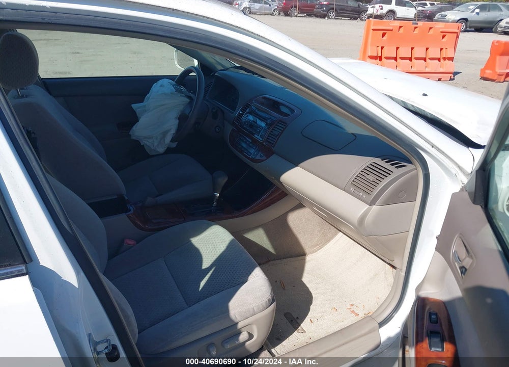 2004 TOYOTA CAMRY LE/SE/XLE VIN: 4T1BE30K544279842