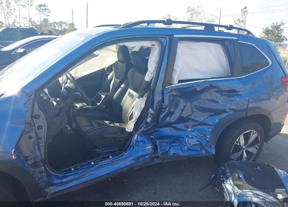 2021 SUBARU FORESTER TOURING VIN: JF2SKAXC8MH456653