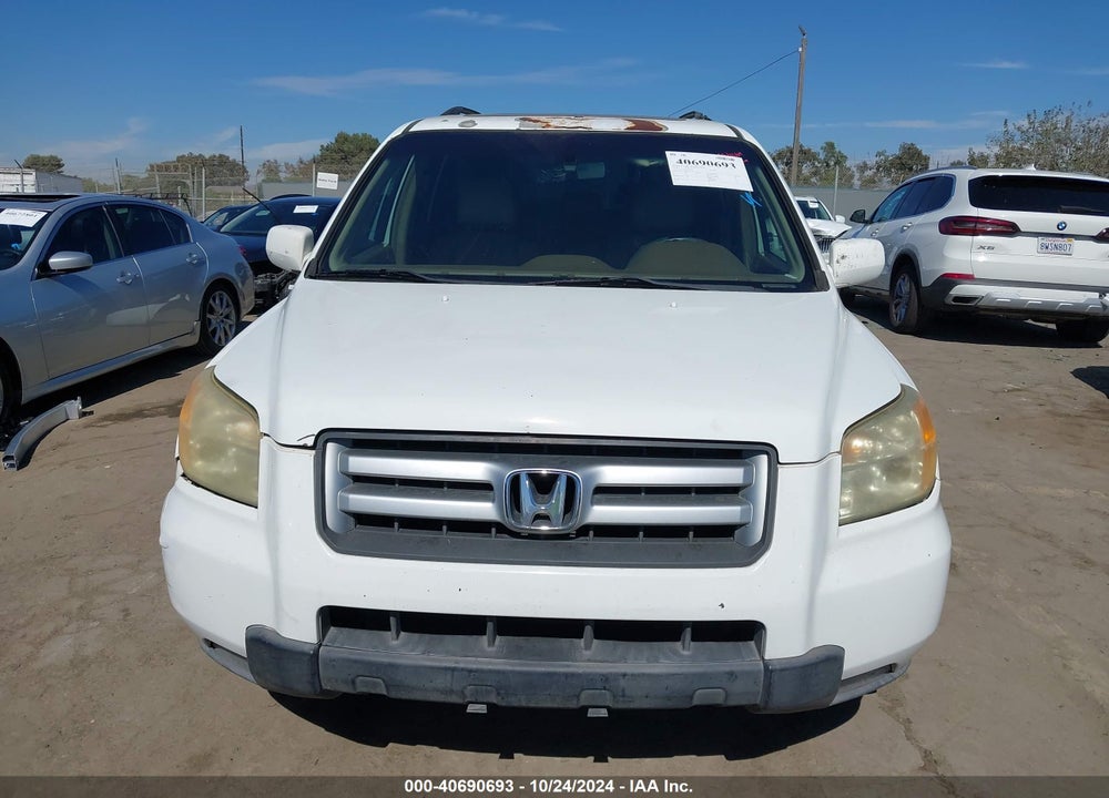 2008 HONDA PILOT EX-L VIN: 5FNYF18558B007823