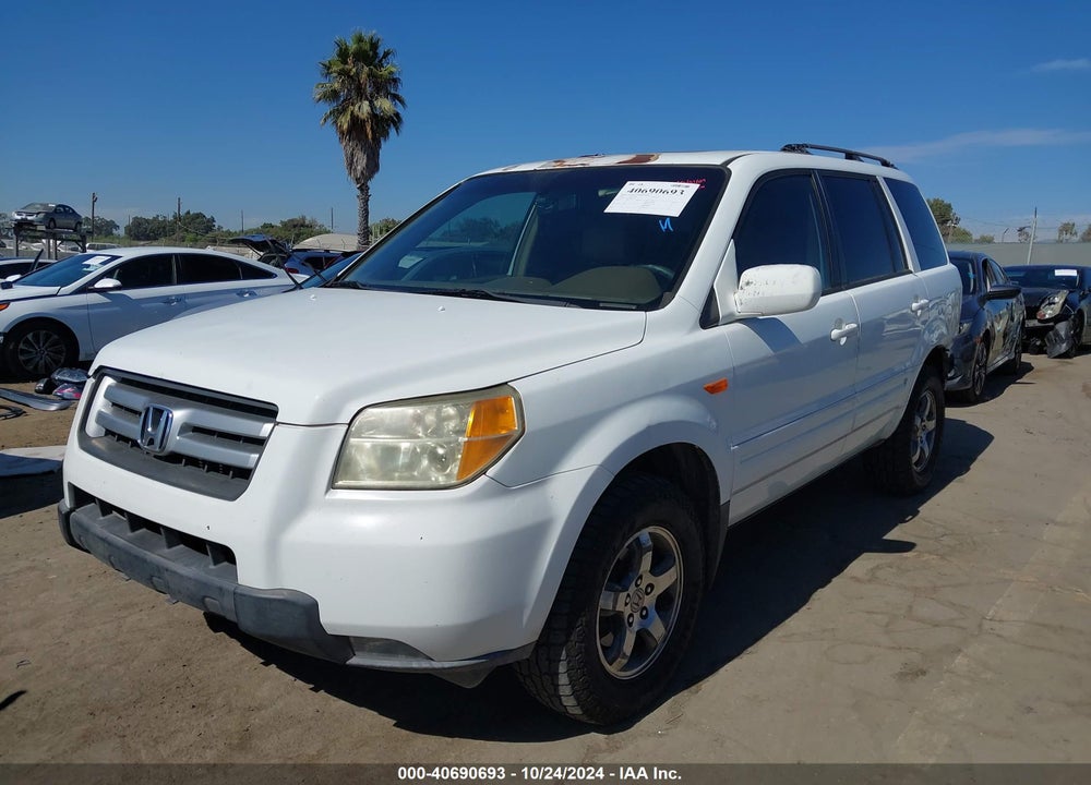 2008 HONDA PILOT EX-L VIN: 5FNYF18558B007823