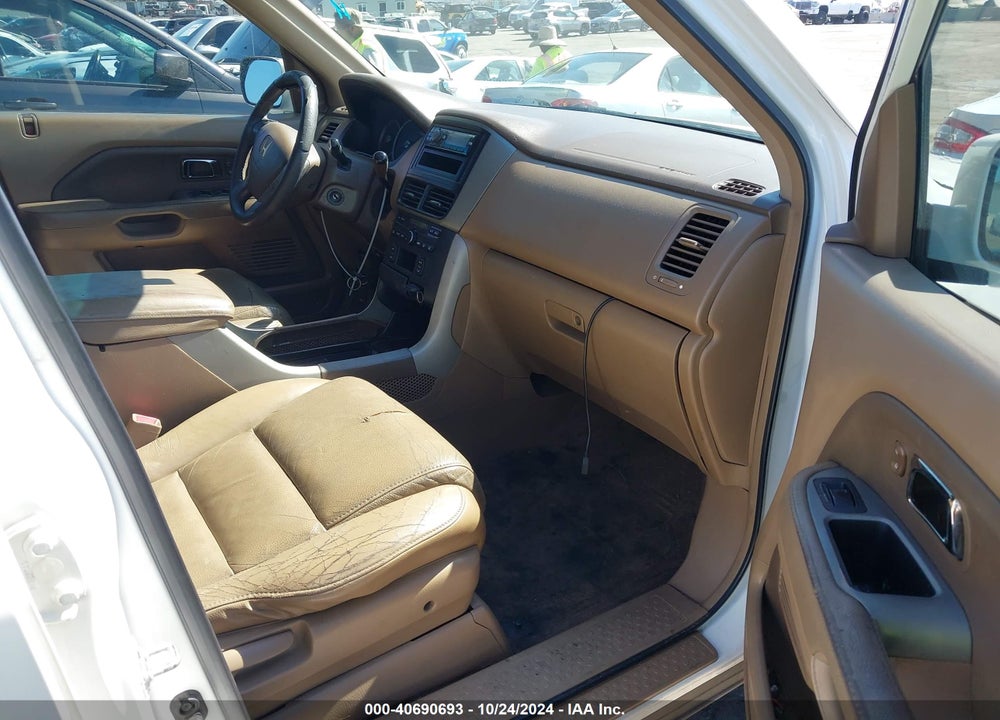 2008 HONDA PILOT EX-L VIN: 5FNYF18558B007823