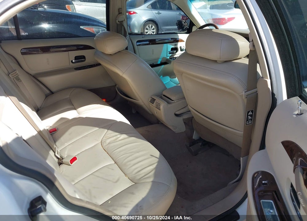 2000 LINCOLN TOWN CAR CARTIER VIN: 1LNHM83W3YY873689