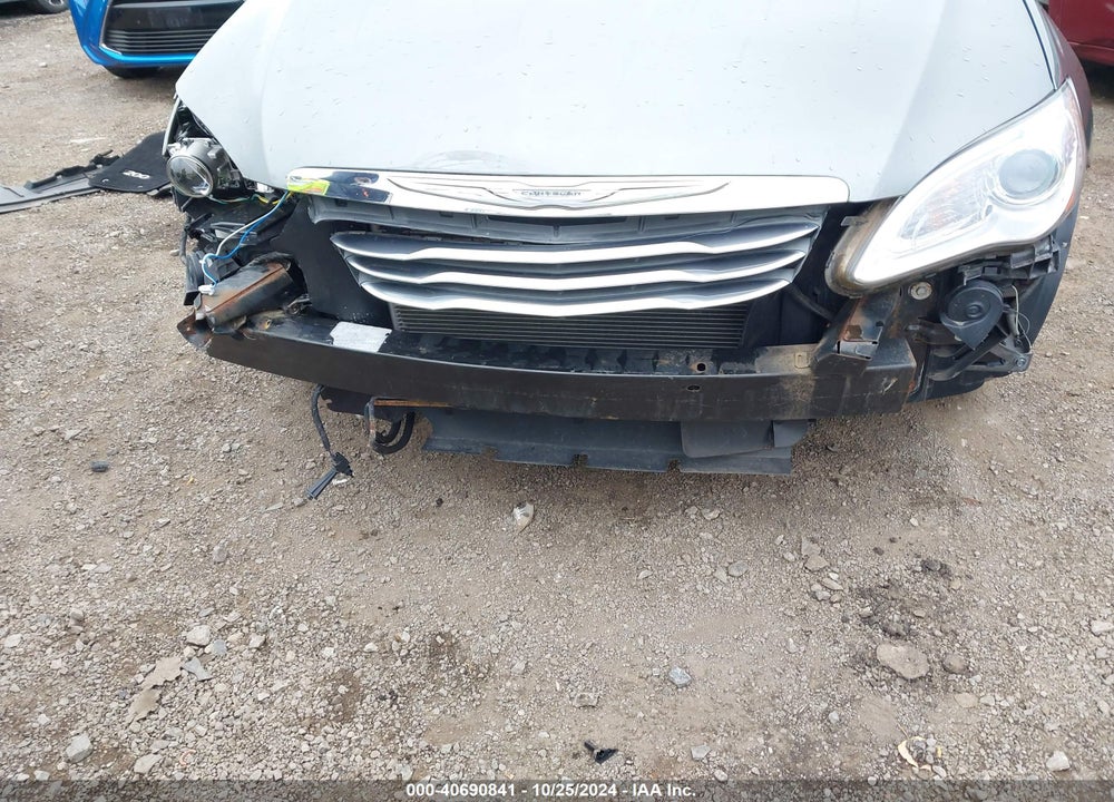 2012 CHRYSLER 200 TOURING VIN: 1C3CCBBB5CN131824