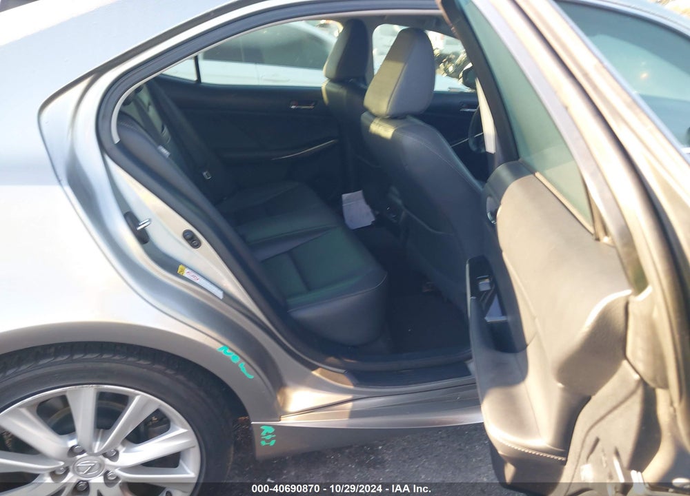 2016 LEXUS IS 200T VIN: JTHBA1D20G5026147