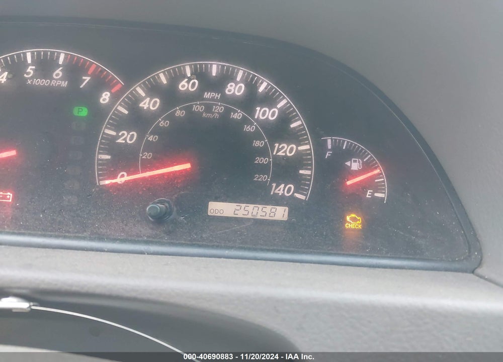 2005 TOYOTA CAMRY XLE VIN: 4T1BE32K35U972133