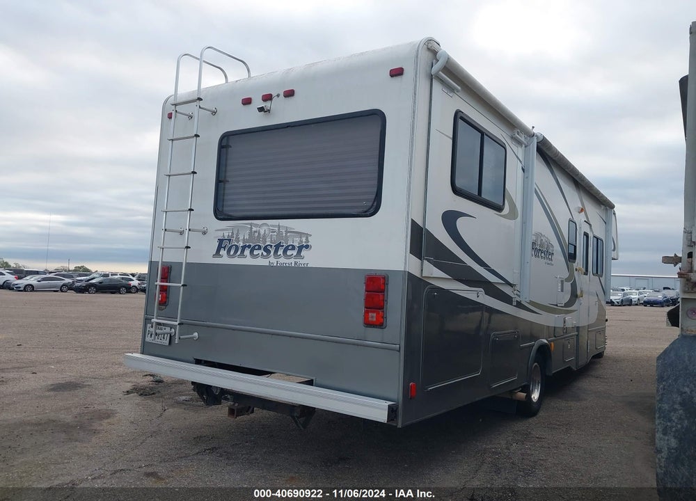 2011 FORD E-450 CUTAWAY VIN: 1FDXE4FS5ADA82118