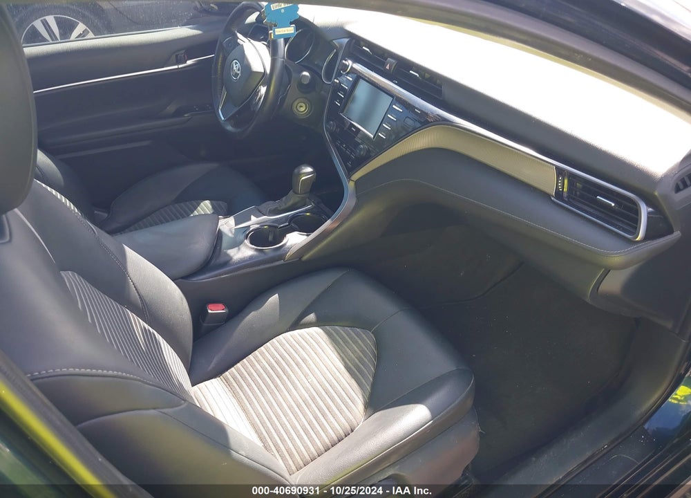2020 TOYOTA CAMRY SE VIN: 4T1G11AK3LU894683