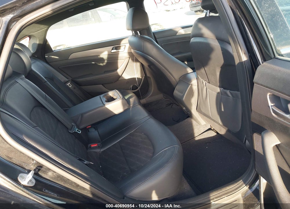 2018 HYUNDAI SONATA SPORT VIN: 5NPE34AF0JH677819