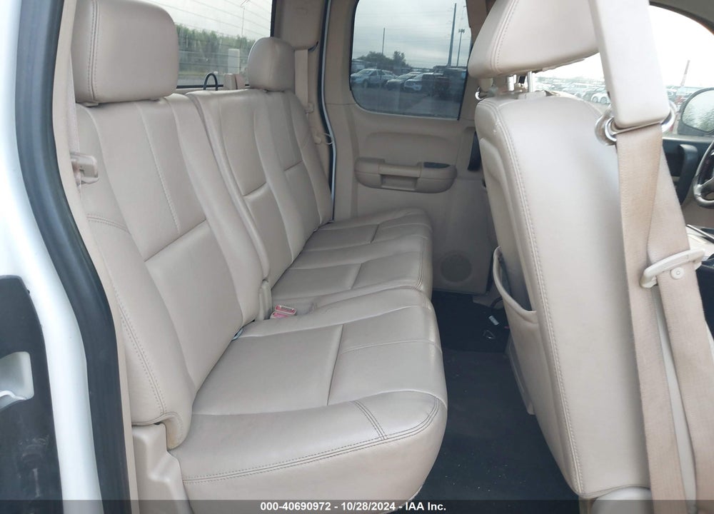 2008 CHEVROLET SILVERADO 1500 LT1 VIN: 2GCEK19J581314213