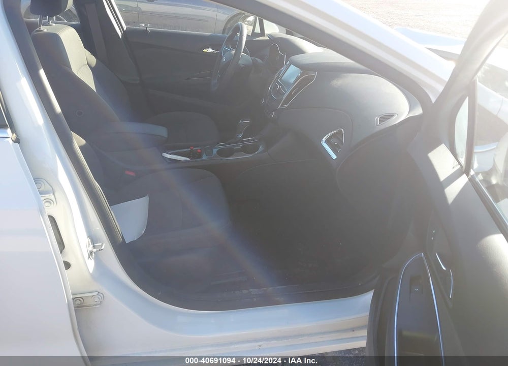 2017 CHEVROLET CRUZE LT AUTO VIN: 1G1BH5SE6H7264486