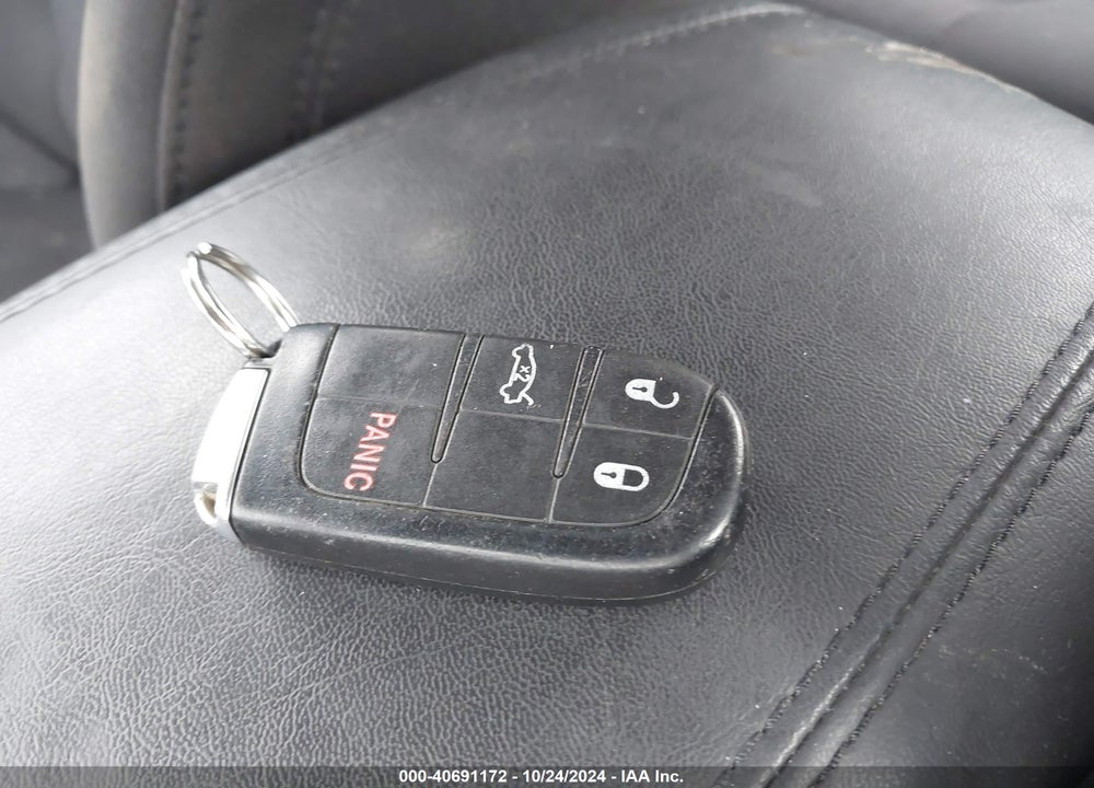 2015 CHRYSLER 200 LIMITED VIN: 1C3CCCABXFN657460