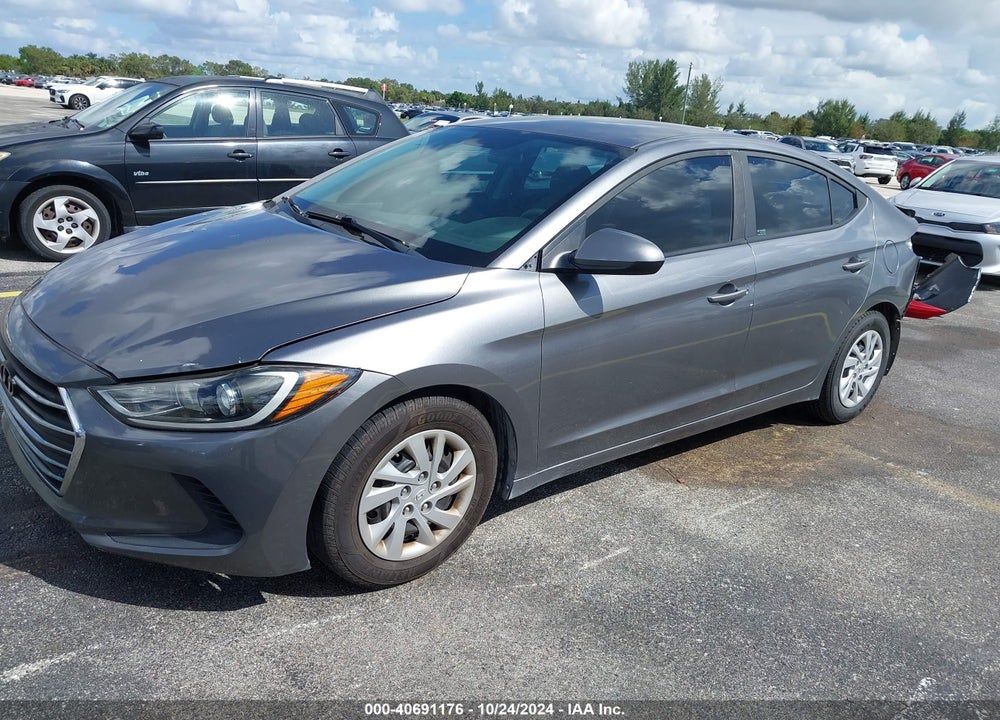 2018 HYUNDAI ELANTRA SE VIN: 5NPD74LF5JH380087