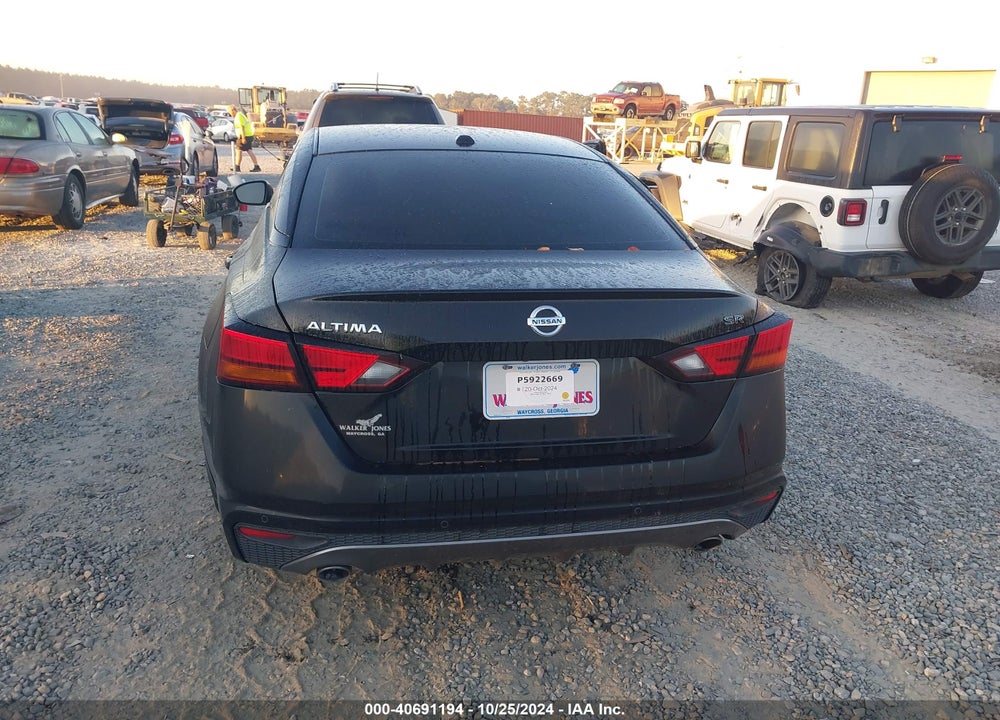 2020 NISSAN ALTIMA SR FWD VIN: 1N4BL4CV0LC142081