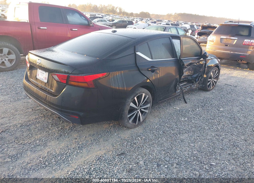 2020 NISSAN ALTIMA SR FWD VIN: 1N4BL4CV0LC142081