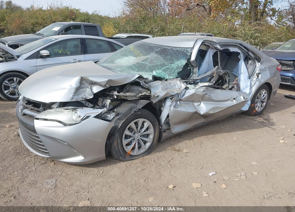 2015 TOYOTA CAMRY LE VIN: 4T4BF1FK1FR478002