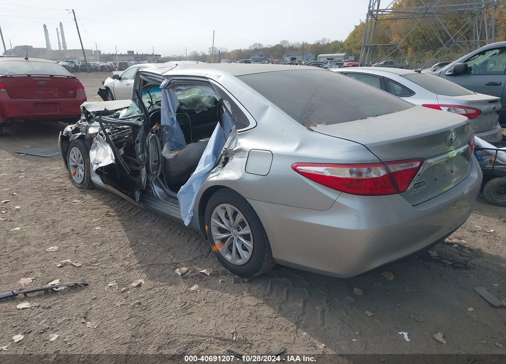 2015 TOYOTA CAMRY LE VIN: 4T4BF1FK1FR478002