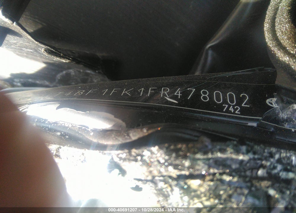 2015 TOYOTA CAMRY LE VIN: 4T4BF1FK1FR478002