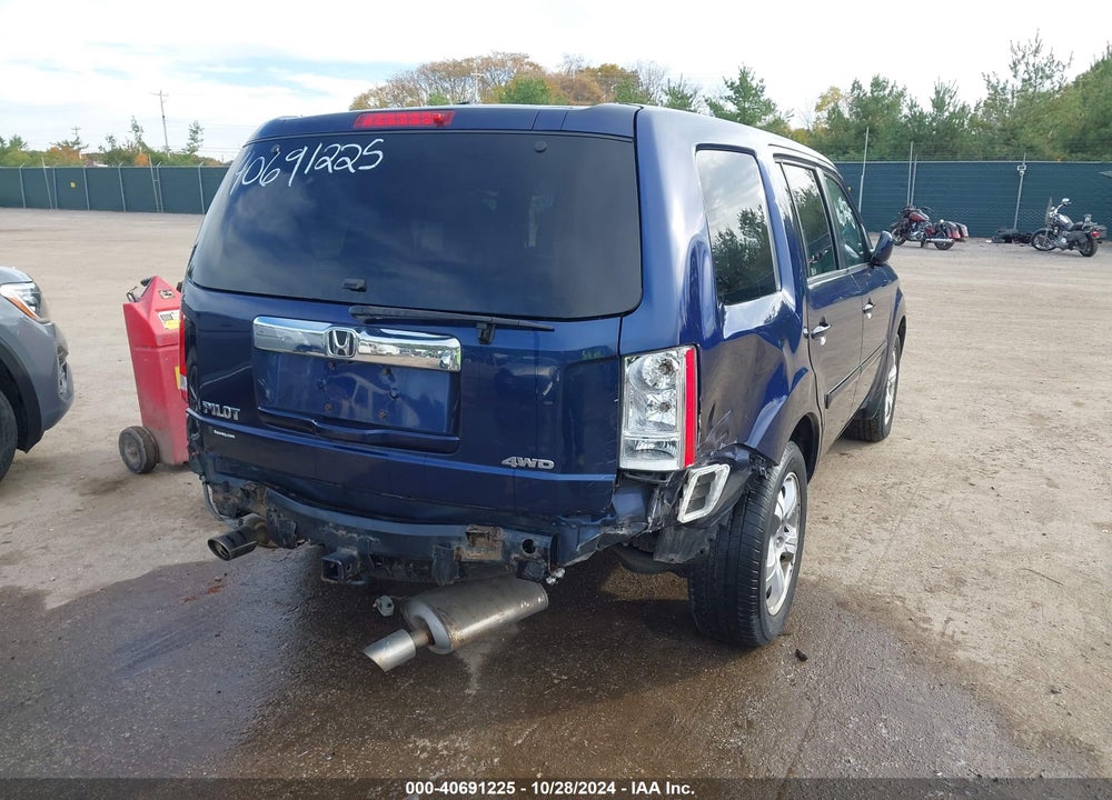2014 HONDA PILOT EX-L VIN: 5FNYF4H76EB012110