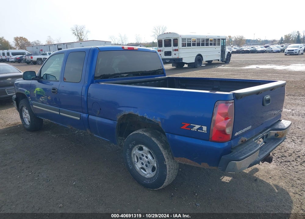 2003 CHEVROLET SILVERADO 1500 LS VIN: 1GCEK19T63E285393