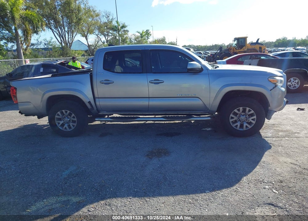 2018 TOYOTA TACOMA SR5 V6 VIN: 3TMAZ5CN2JM073870