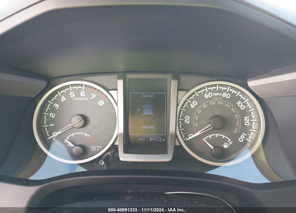 2018 TOYOTA TACOMA SR5 V6 VIN: 3TMAZ5CN2JM073870