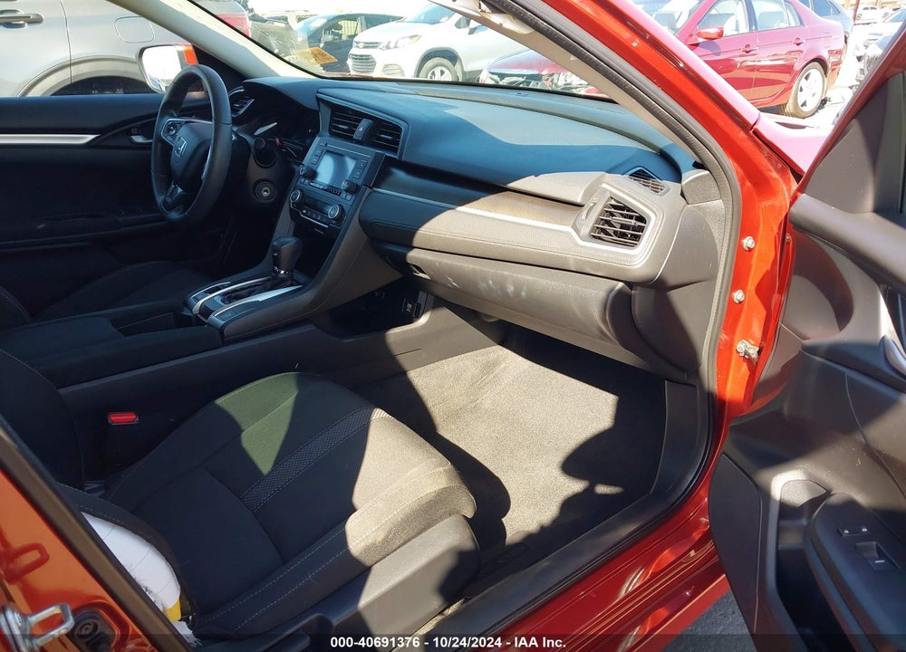 2019 HONDA CIVIC LX VIN: 19XFC2F62KE215317