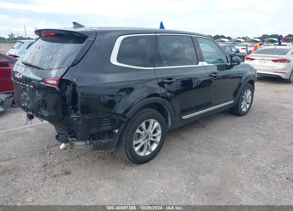 2022 KIA TELLURIDE LX VIN: 5XYP24HC1NG236317