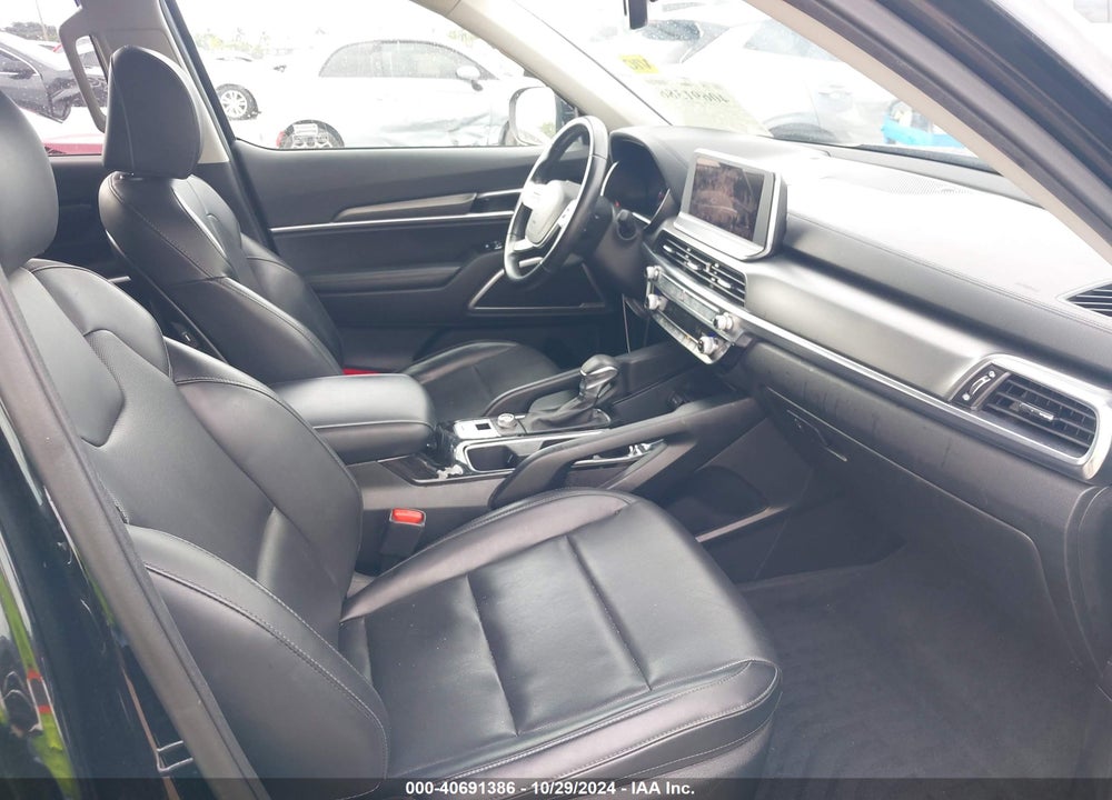 2022 KIA TELLURIDE LX VIN: 5XYP24HC1NG236317
