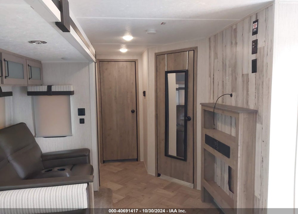 2021 PALOMINO PUMA SERIES VIN: 5ZT2PUPB9M4011448