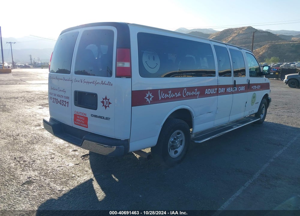 2004 CHEVROLET EXPRESS VIN: 1GAHG39U441233443