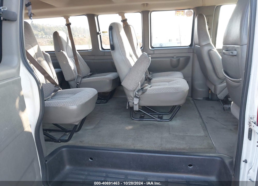 2004 CHEVROLET EXPRESS VIN: 1GAHG39U441233443
