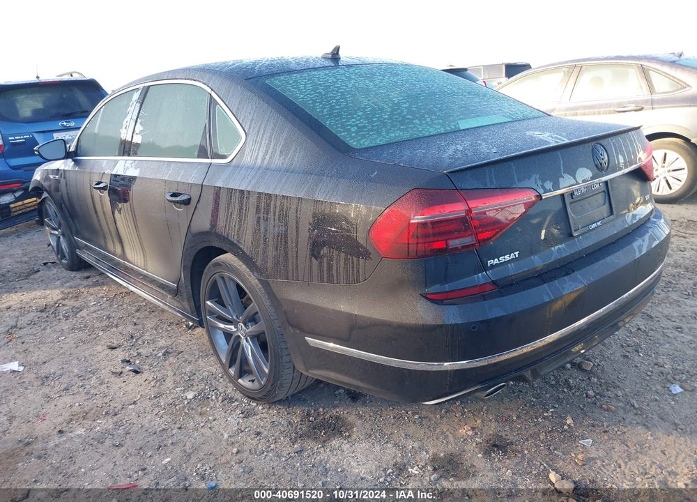 2019 VOLKSWAGEN PASSAT 2.0T SE R-LINE VIN: 1VWMA7A32KC005103