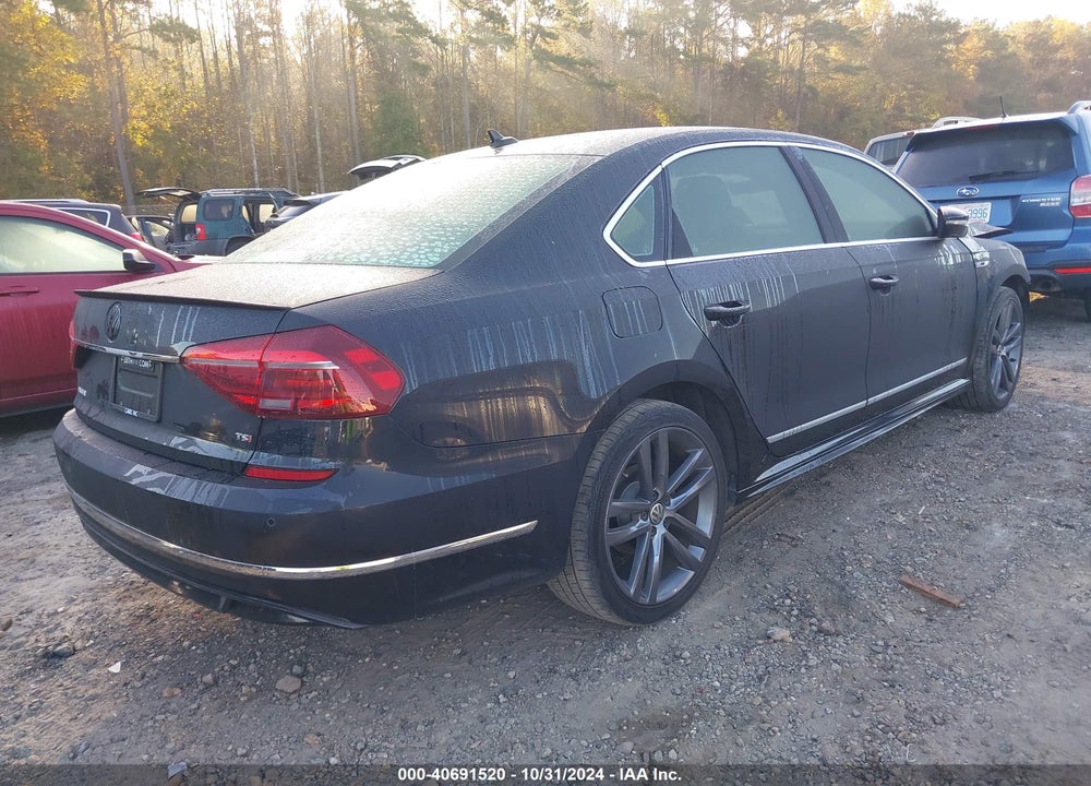 2019 VOLKSWAGEN PASSAT 2.0T SE R-LINE VIN: 1VWMA7A32KC005103