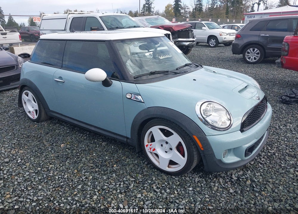2013 MINI HARDTOP COOPER S VIN: WMWSV3C5XDT479550