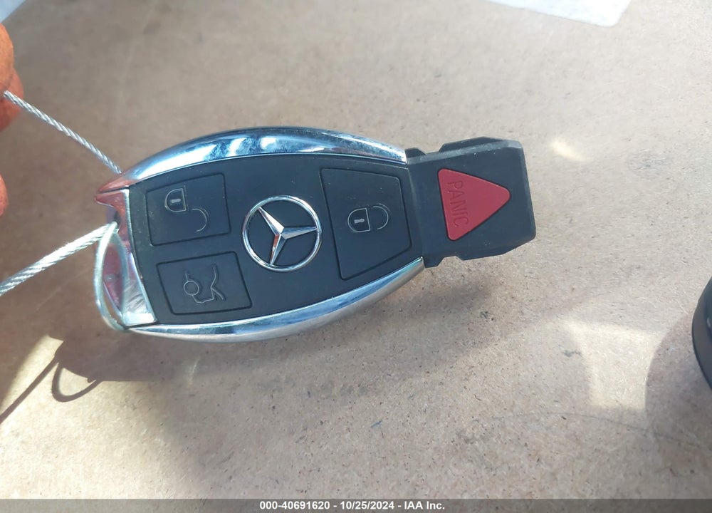 2014 MERCEDES-BENZ C 250 LUXURY/SPORT VIN: WDDGF4HB9EA963156